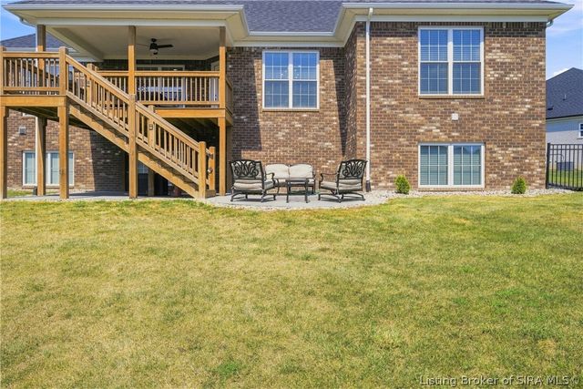 1004 Withers Way, Sellersburg, IN 47172