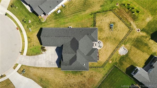1004 Withers Way, Sellersburg, IN 47172