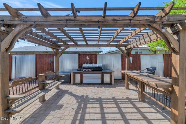 357 N 15TH Street, Phoenix, AZ 85006
