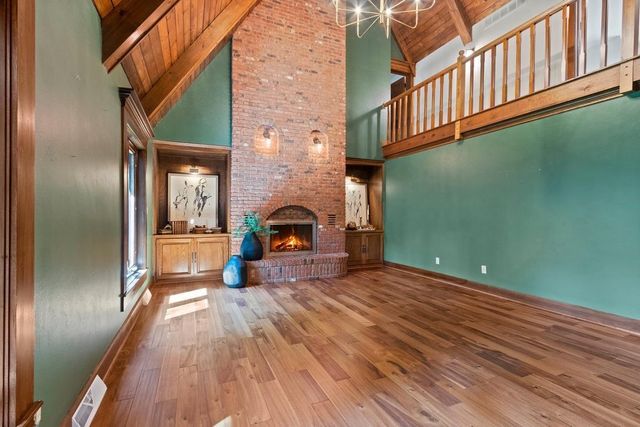 2060 WINTERGREEN COURT, Green Bay, WI 54304