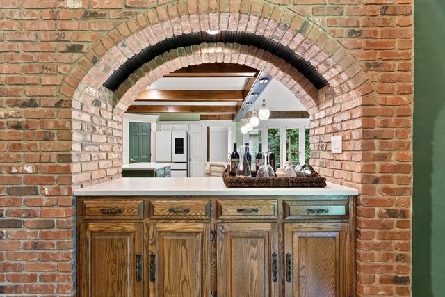 2060 WINTERGREEN COURT, Green Bay, WI 54304