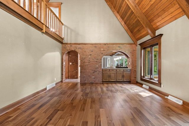 2060 WINTERGREEN COURT, Green Bay, WI 54304