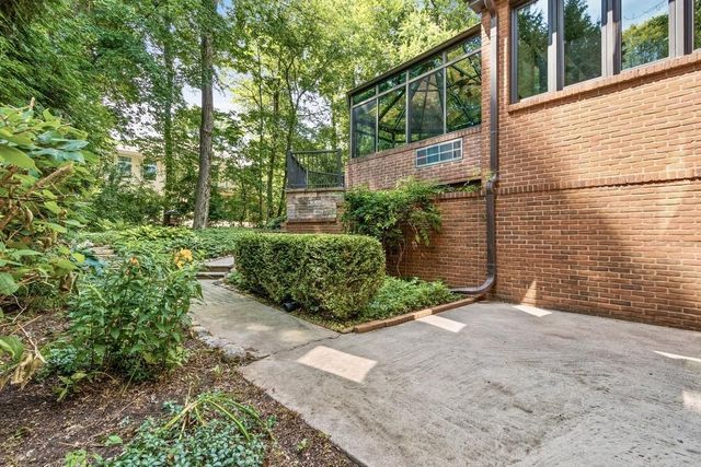2060 WINTERGREEN COURT, Green Bay, WI 54304
