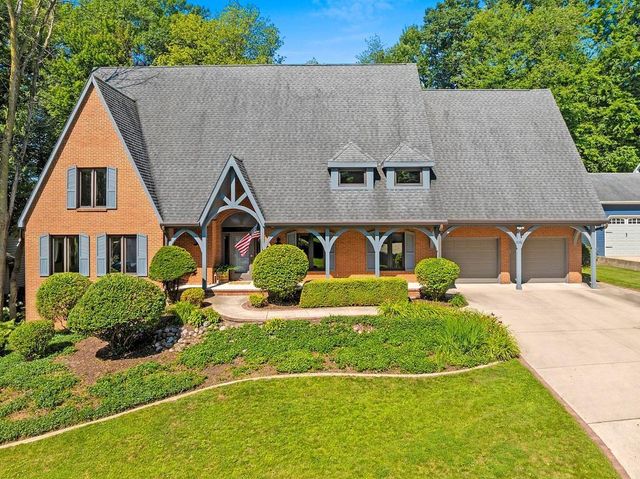 2060 WINTERGREEN COURT, Green Bay, WI 54304