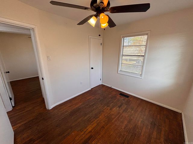 10 Palarm Creek Rd, Conway, AR 72032