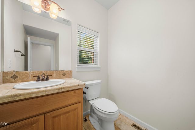 17040 Kasserman Drive, Bend, OR 97707