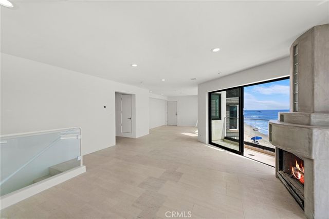 715 Ocean Front, Laguna Beach, CA 92651