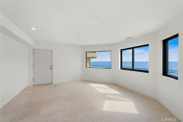 715 Ocean Front, Laguna Beach, CA 92651