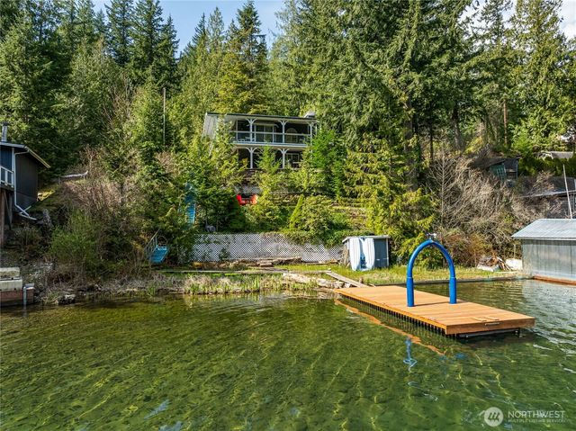 9244 Black Mountain Lane, Maple Falls, WA 98266