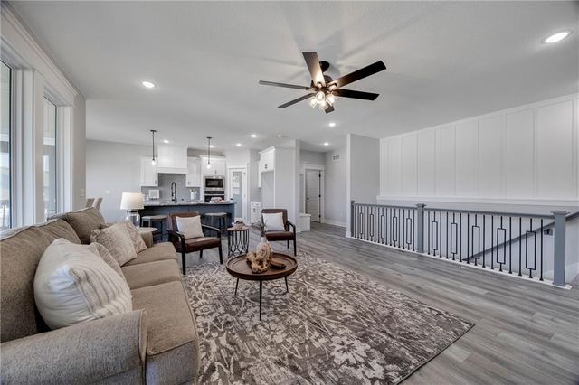 2367 NE Skopelos Court, Blue Springs, MO 64014