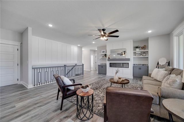 2367 NE Skopelos Court, Blue Springs, MO 64014