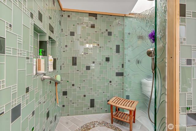 6912 43rd Loop SE, Olympia, WA 98503