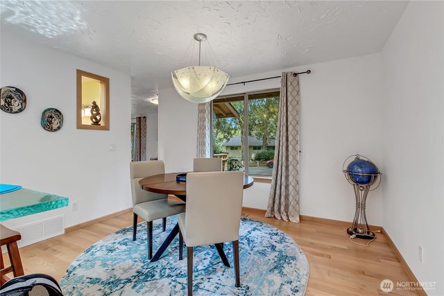 6912 43rd Loop SE, Olympia, WA 98503