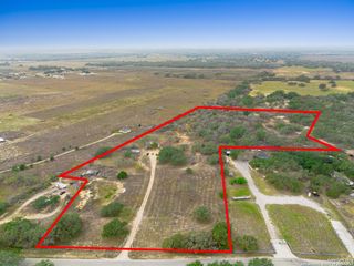 1655 Eichman Rd, Poteet, TX 78065