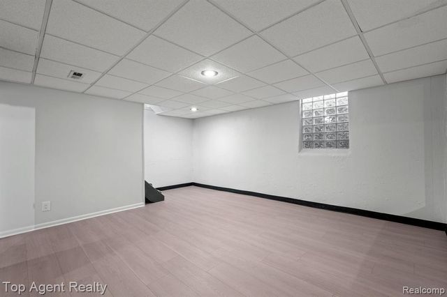 1724 Graefield Road, Birmingham, MI 48009