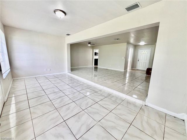 2326 SE 8th AVE, Cape Coral, FL 33990