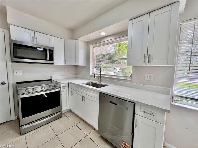 2326 SE 8th AVE, Cape Coral, FL 33990