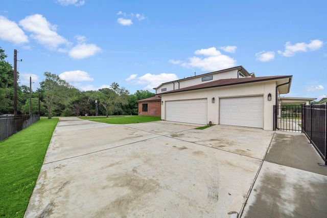 6118 Cheridan Circle, Richmond, TX 77406