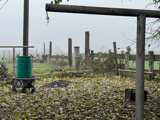 15238 Sunset Dr, Livingston, CA 95334