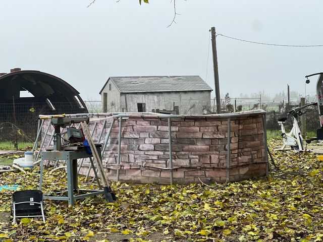 15238 Sunset Dr, Livingston, CA 95334