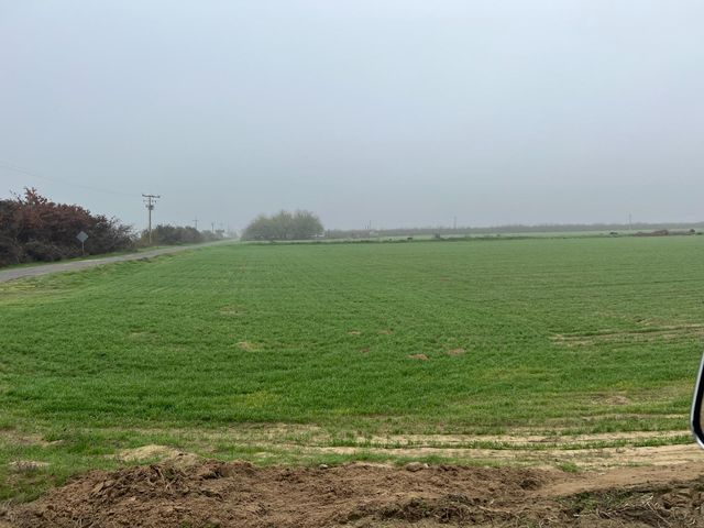 15238 Sunset Dr, Livingston, CA 95334