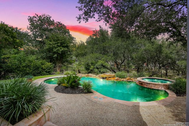 24630 Bogey Ridge, San Antonio, TX 78260