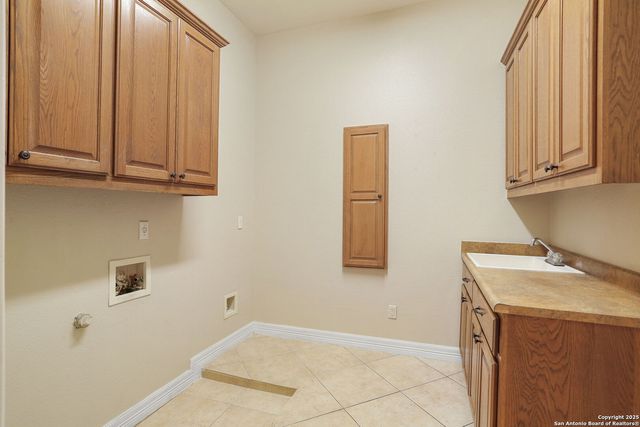 24630 Bogey Ridge, San Antonio, TX 78260