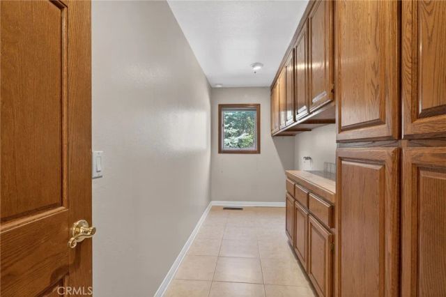5328 Shirley J, Wrightwood, CA 92397