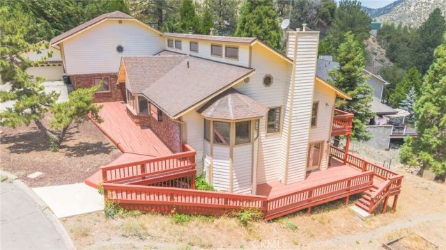 5328 Shirley J, Wrightwood, CA 92397