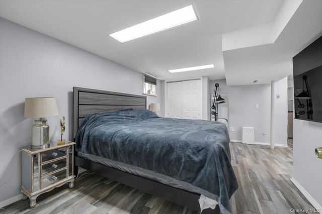 82-30 266th Street, Glen Oaks, NY 11004