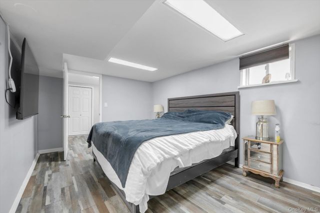 82-30 266th Street, Glen Oaks, NY 11004