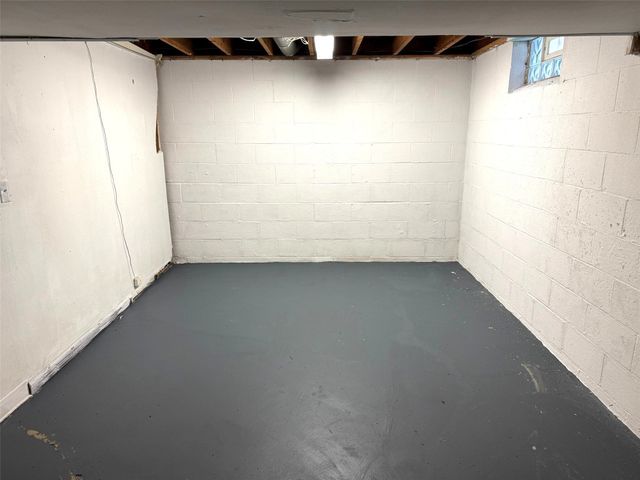 2125 GLENDALE Avenue, Erie, PA 16510