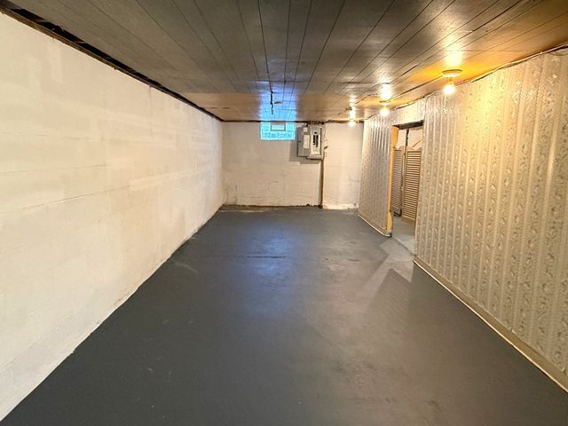 2125 GLENDALE Avenue, Erie, PA 16510