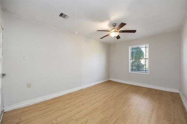 5934 Belcrest Street, Houston, TX 77033