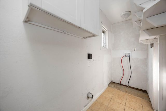 5934 Belcrest Street, Houston, TX 77033