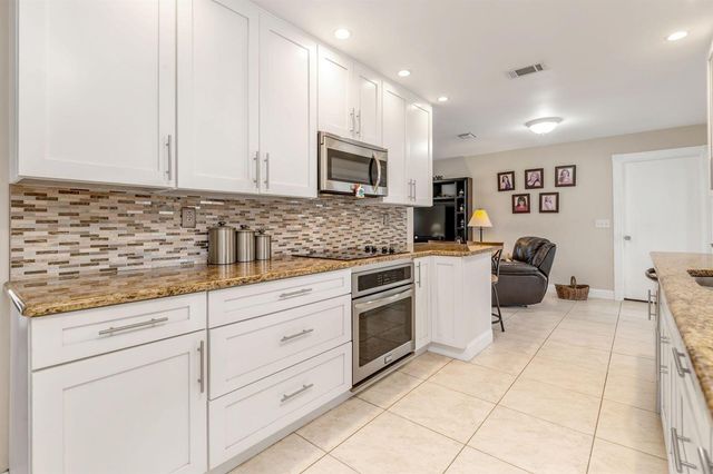 502 OAK Terrace, Jupiter, FL 33458