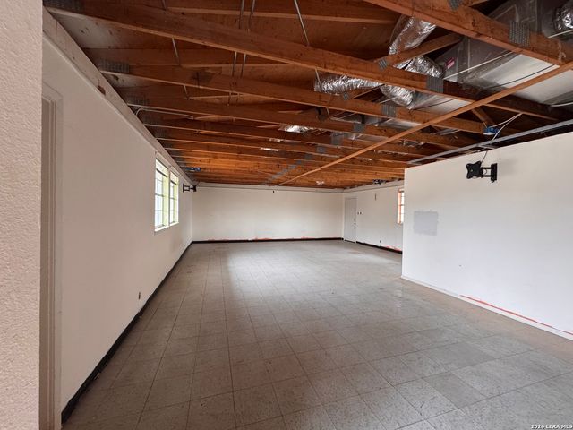 20 Dawnridge, Poteet, TX 78065