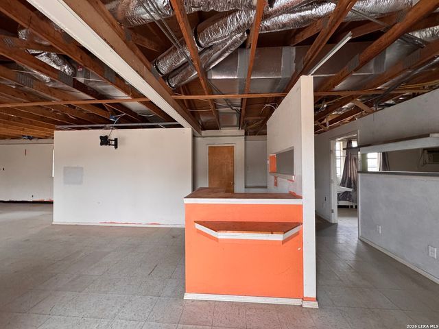 20 Dawnridge, Poteet, TX 78065