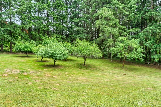 124 Brown Road E, Chehalis, WA 98532