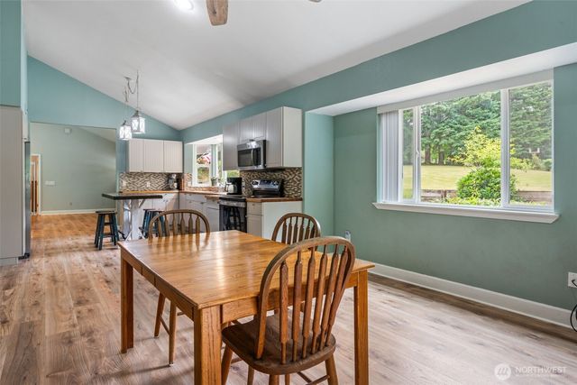 124 Brown Road E, Chehalis, WA 98532
