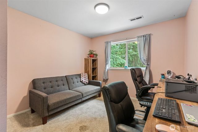 124 Brown Road E, Chehalis, WA 98532
