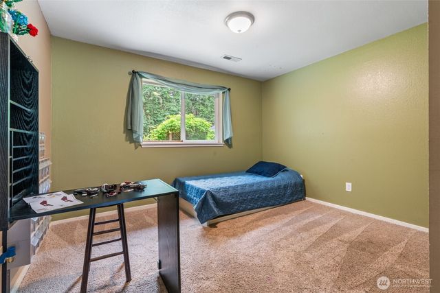 124 Brown Road E, Chehalis, WA 98532