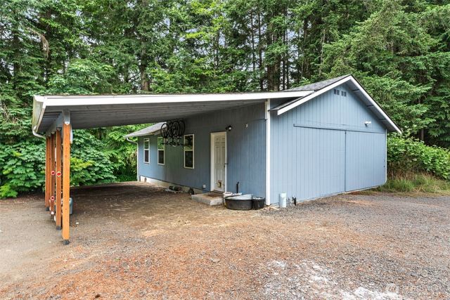 124 Brown Road E, Chehalis, WA 98532