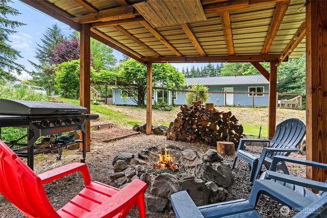 124 Brown Road E, Chehalis, WA 98532