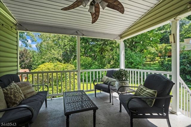 55 Shawnee Trl, Sparta Twp., NJ 07871