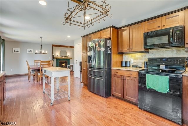55 Shawnee Trl, Sparta Twp., NJ 07871
