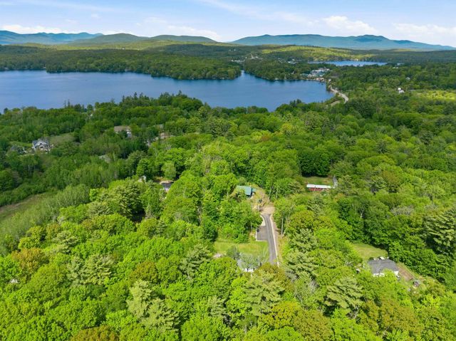 19 Birch Hill Road, Meredith, NH 03253
