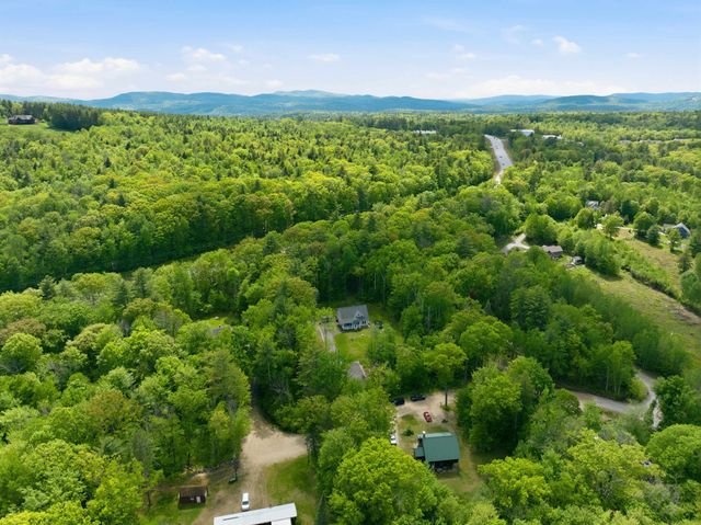 19 Birch Hill Road, Meredith, NH 03253