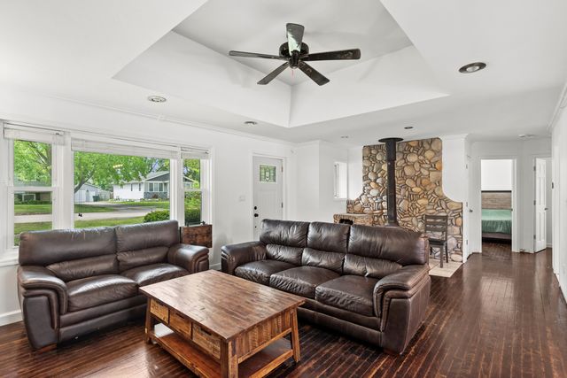 1404 WILSON Court, Zion, IL 60099
