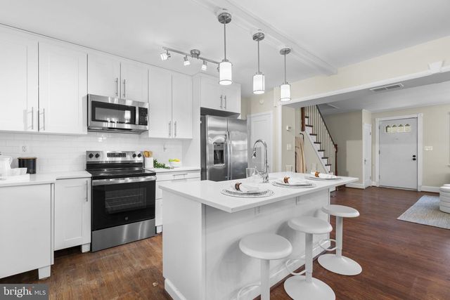 30 S PROSPECT AVE, Catonsville, MD 21228